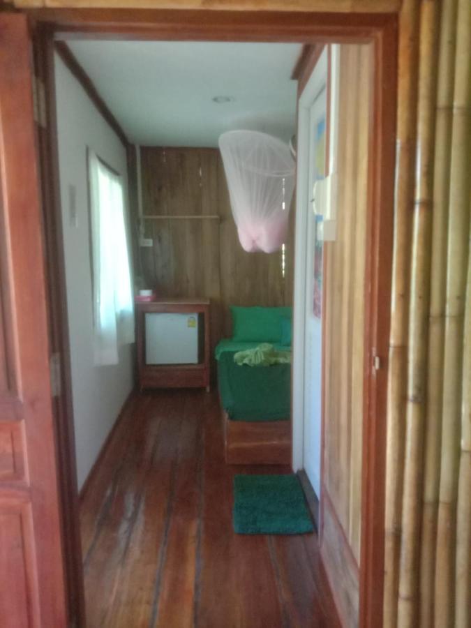 9Sathanee Ko Lanta Esterno foto